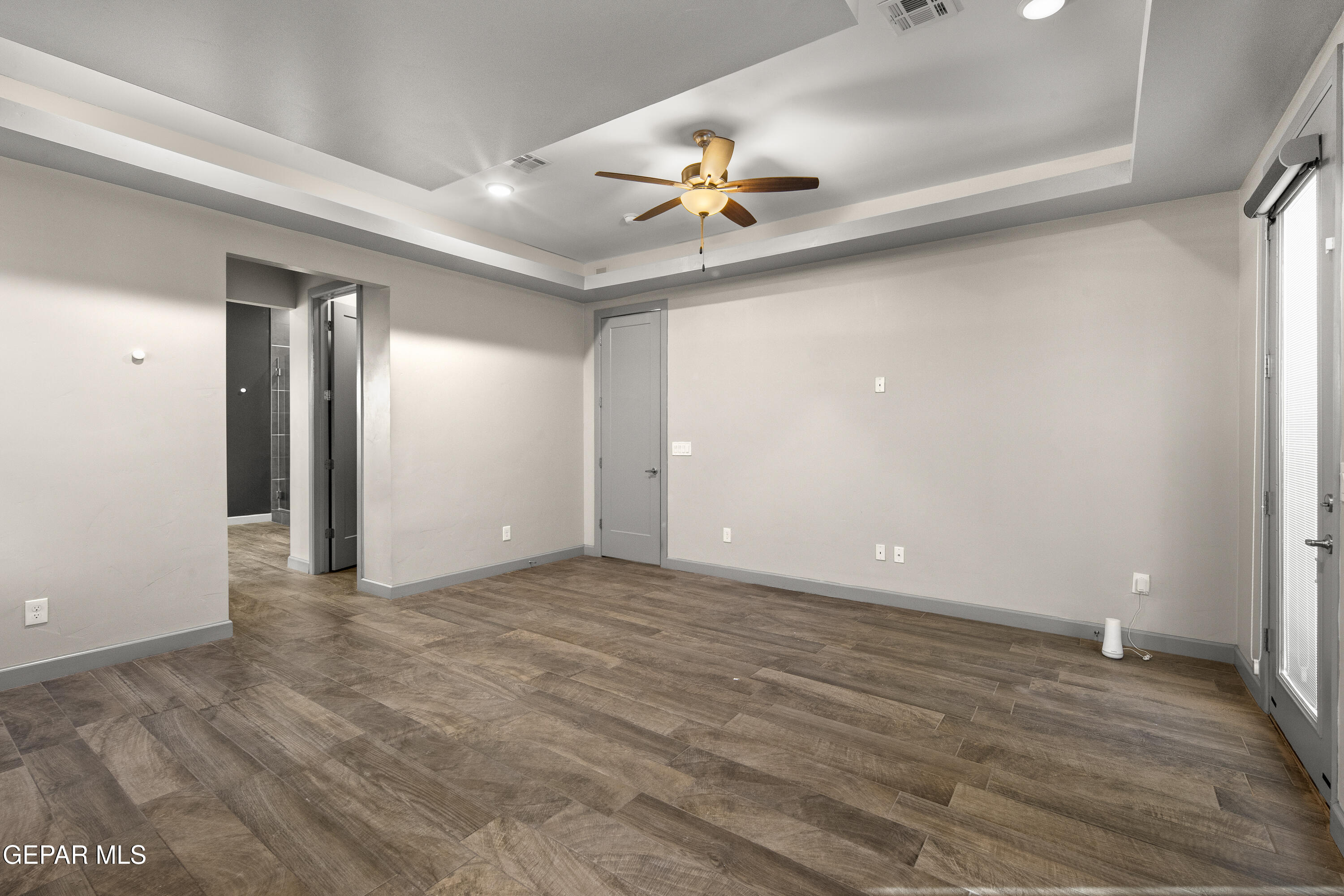 421 S FESTIVAL Drive