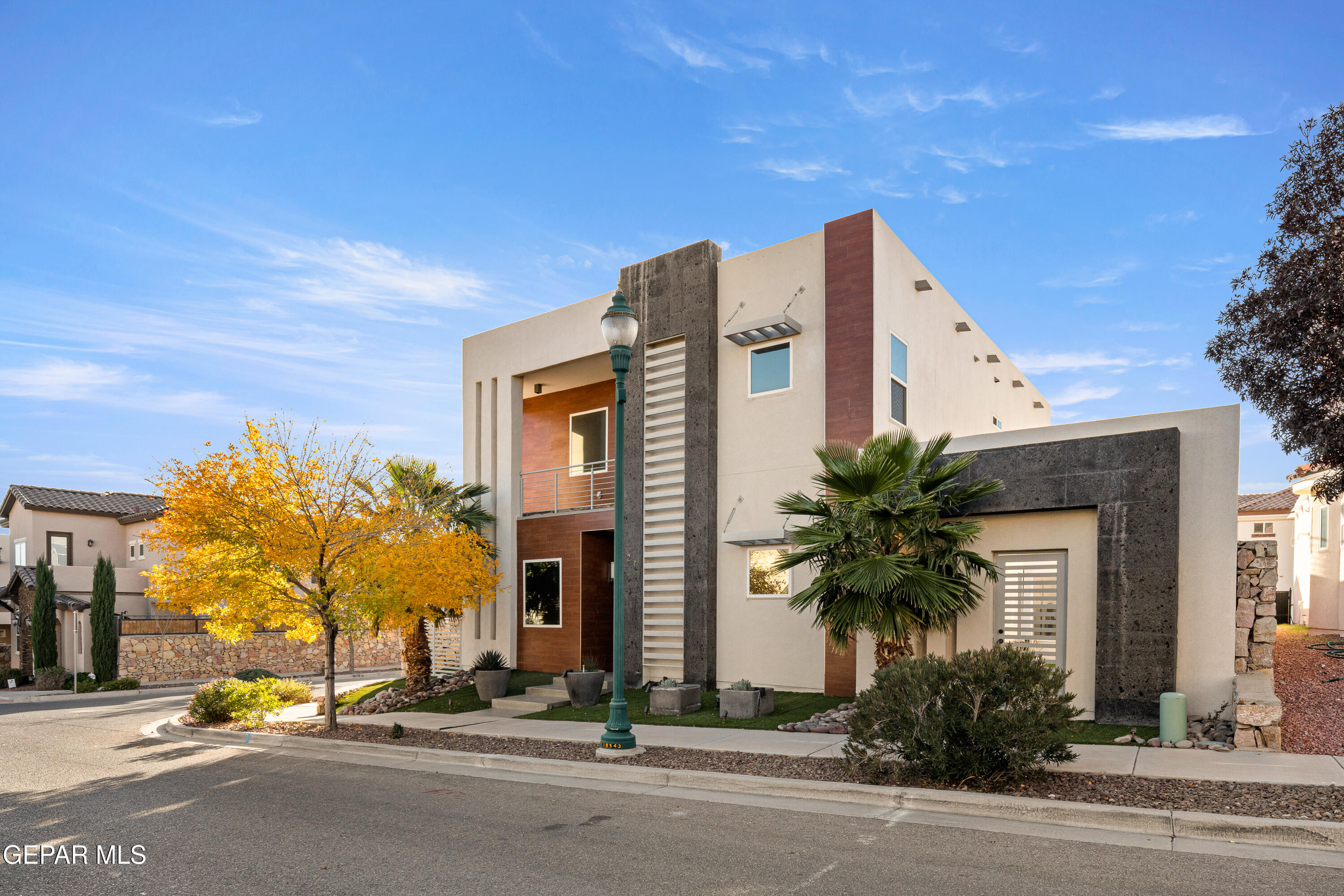 421 S FESTIVAL Drive