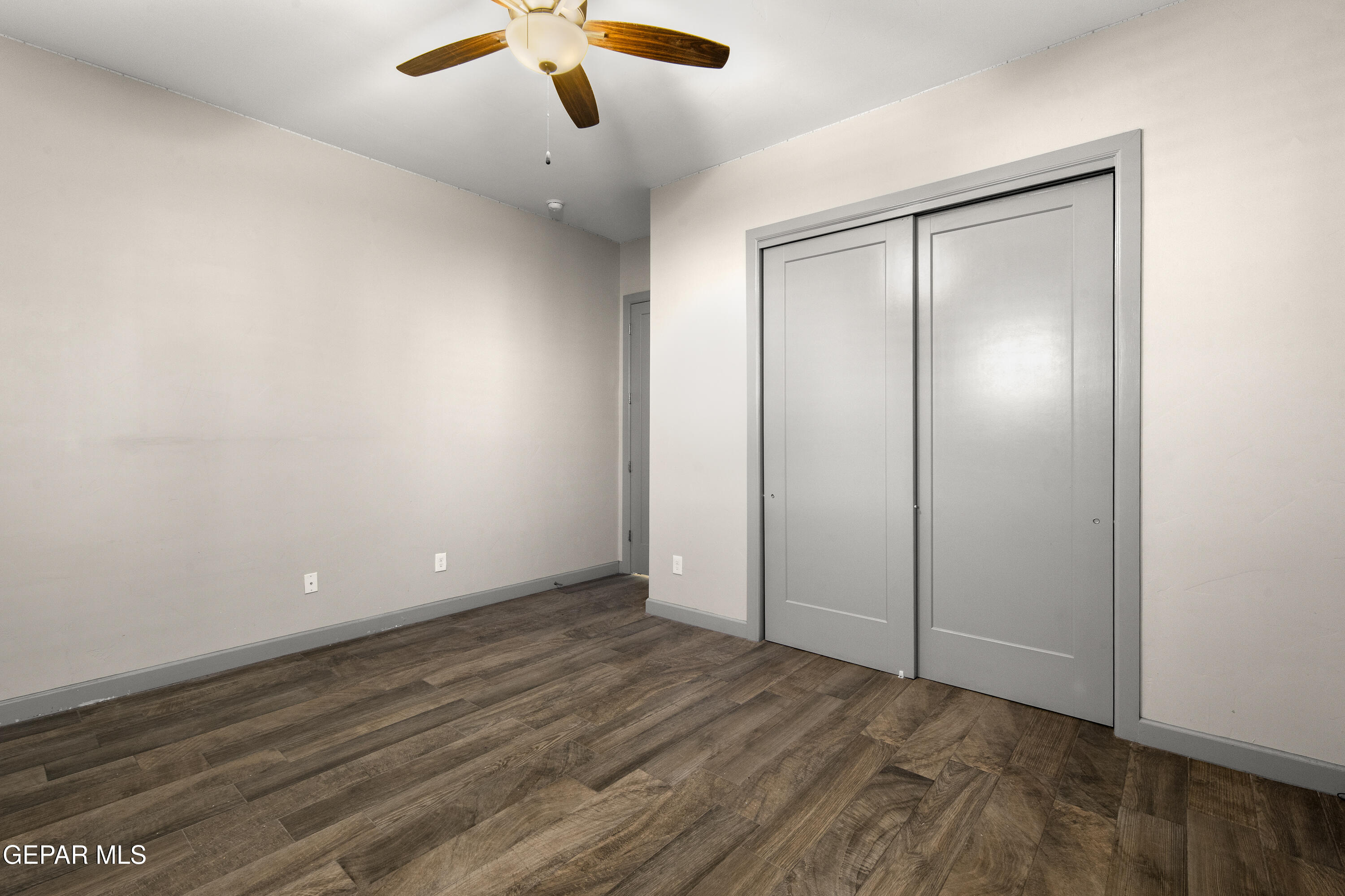 421 S FESTIVAL Drive