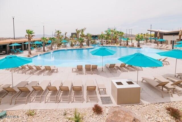 421 S FESTIVAL Drive