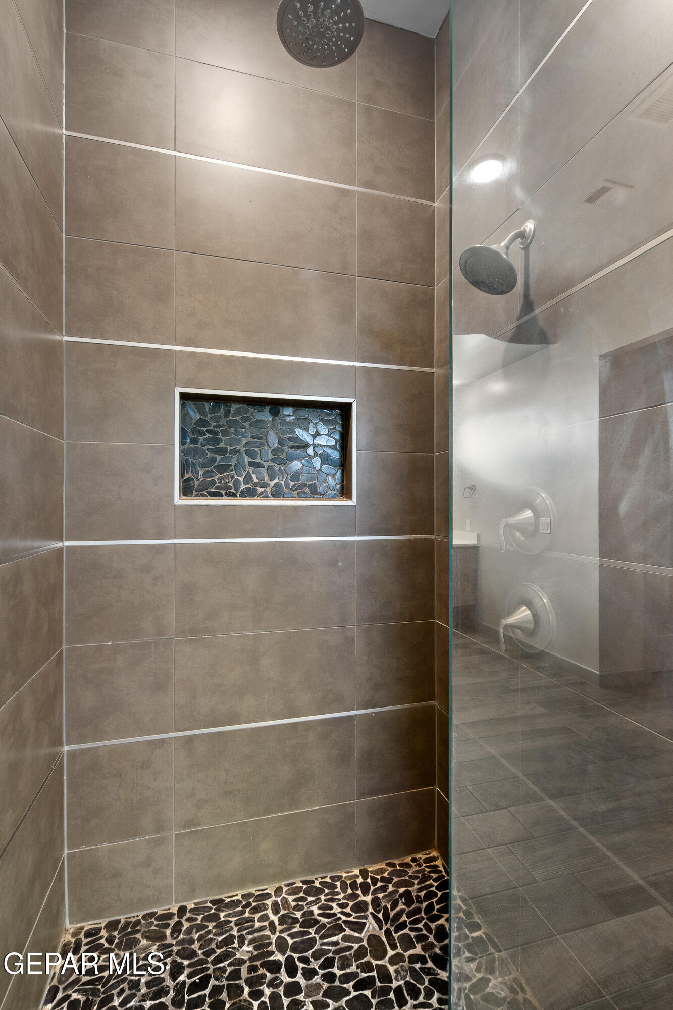 421 S FESTIVAL Drive