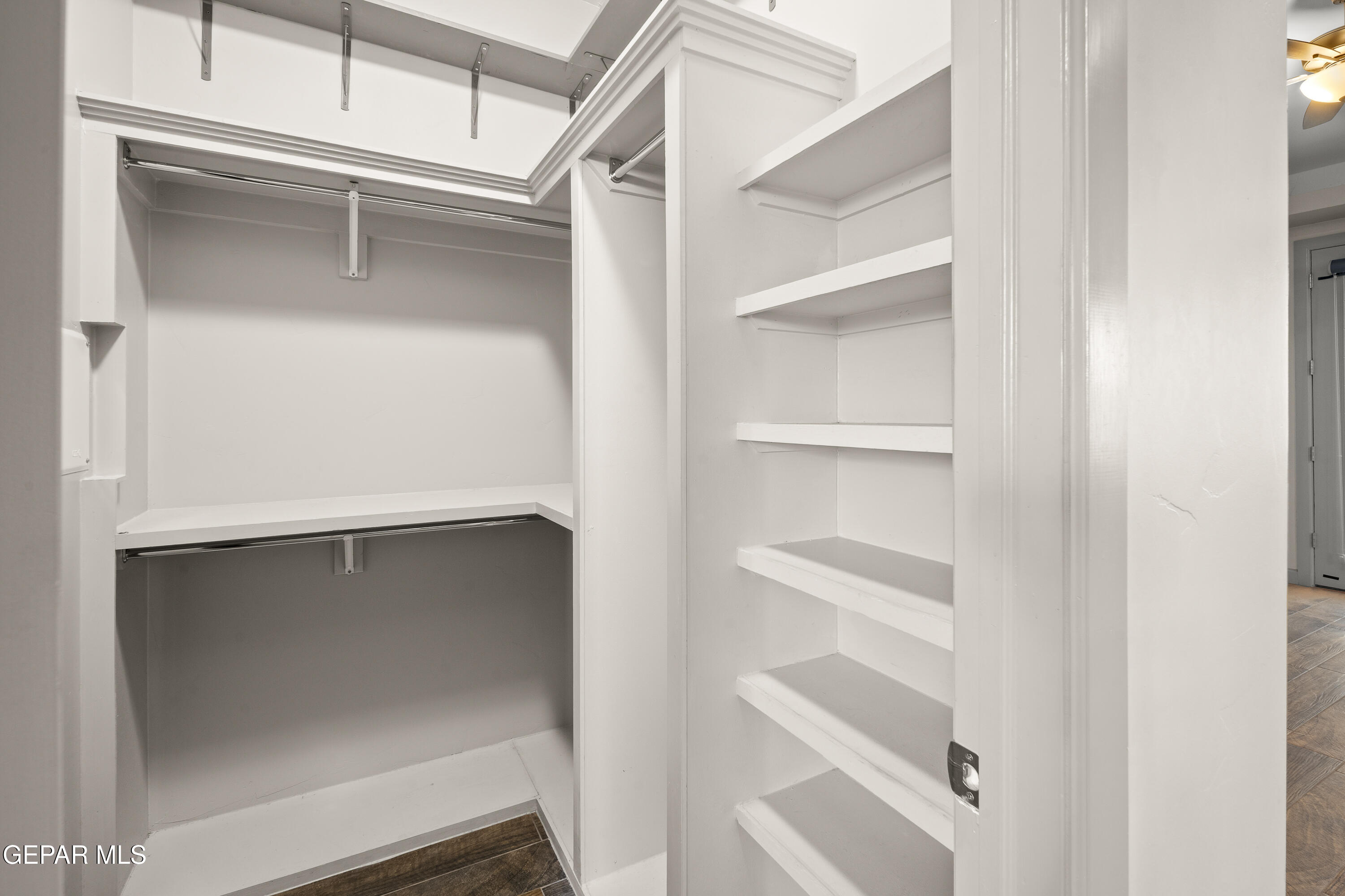 421 S FESTIVAL Drive