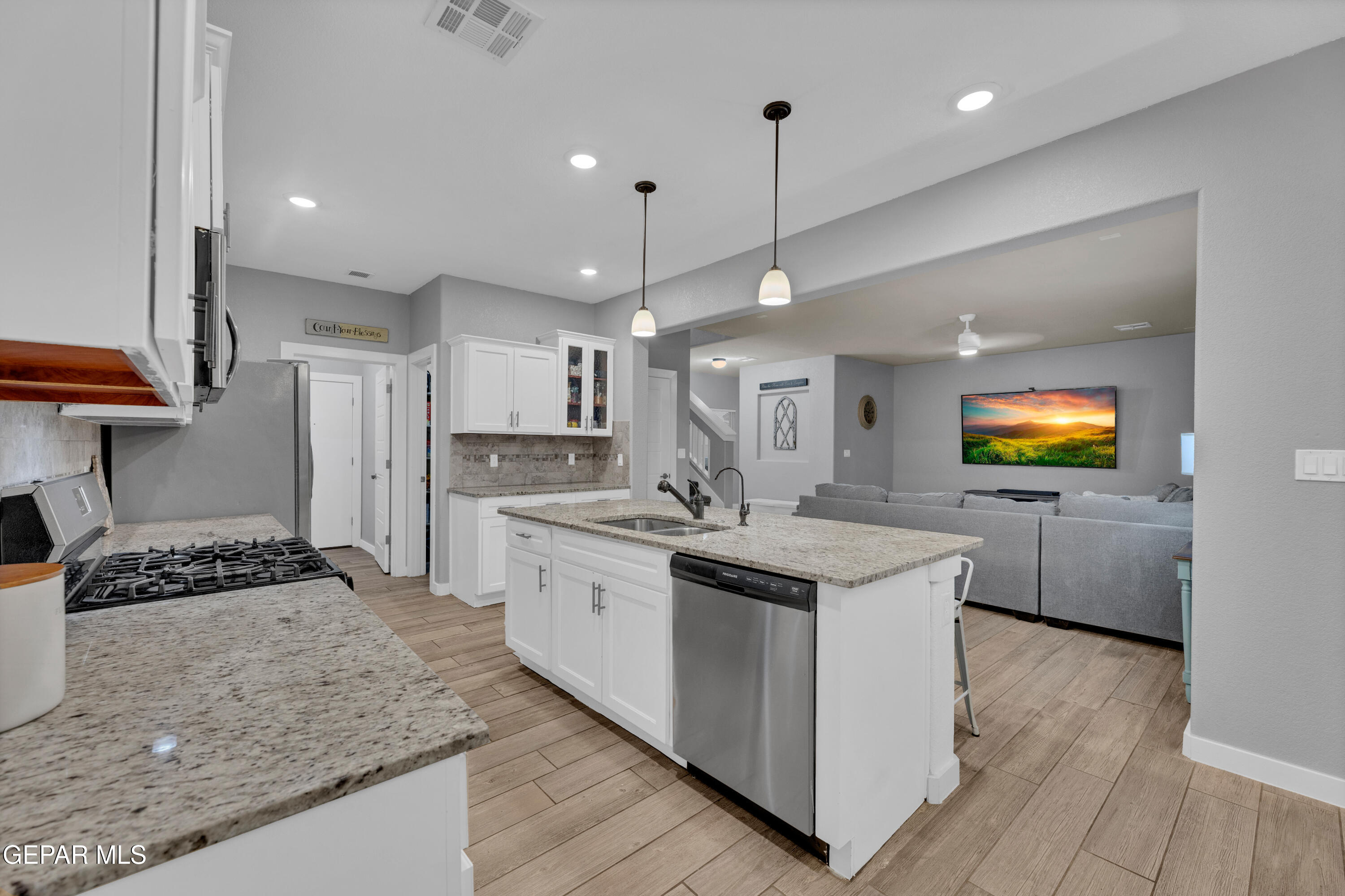 14953 WILLIE WORSLEY Avenue