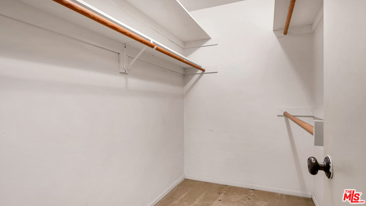 6435 Green Valley Cir Unit: 208