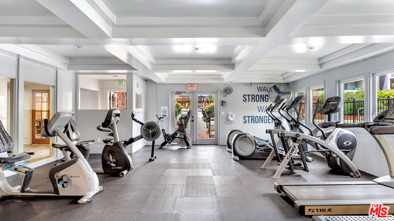 6435 Green Valley Cir Unit: 208