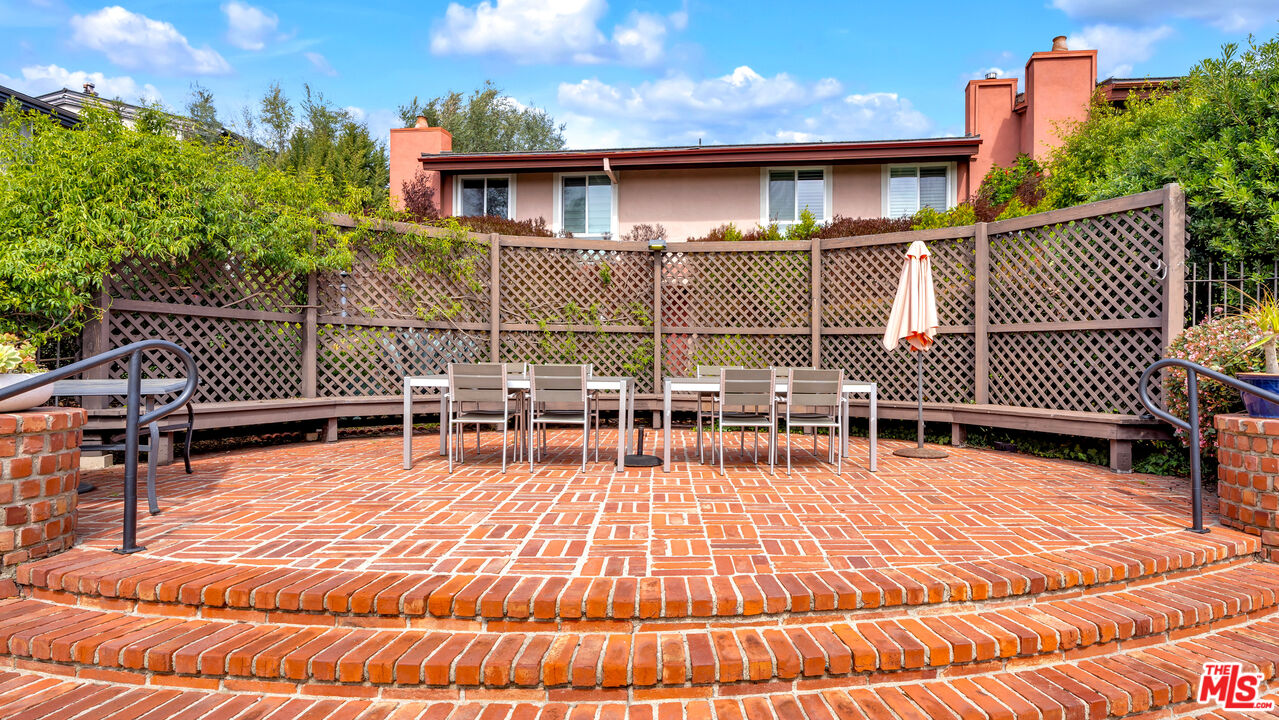 6435 Green Valley Cir Unit: 208