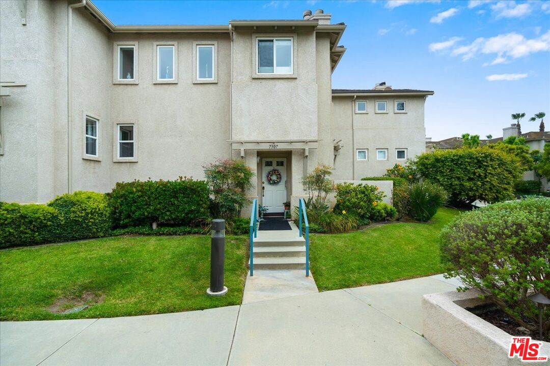 7307 Hannum Ave