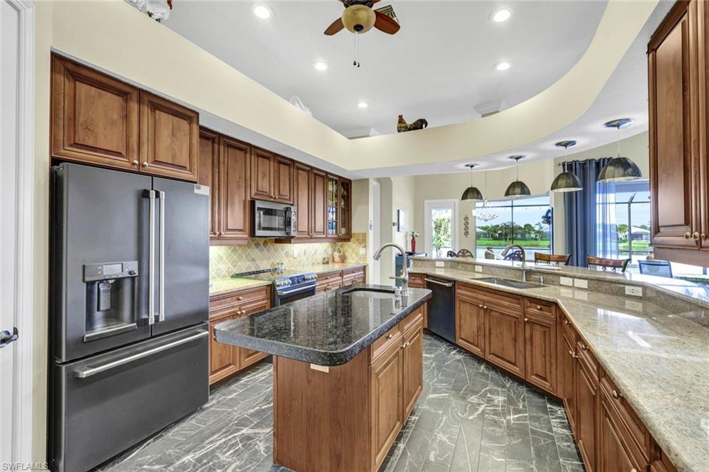 5684 Whispering Willow WAY