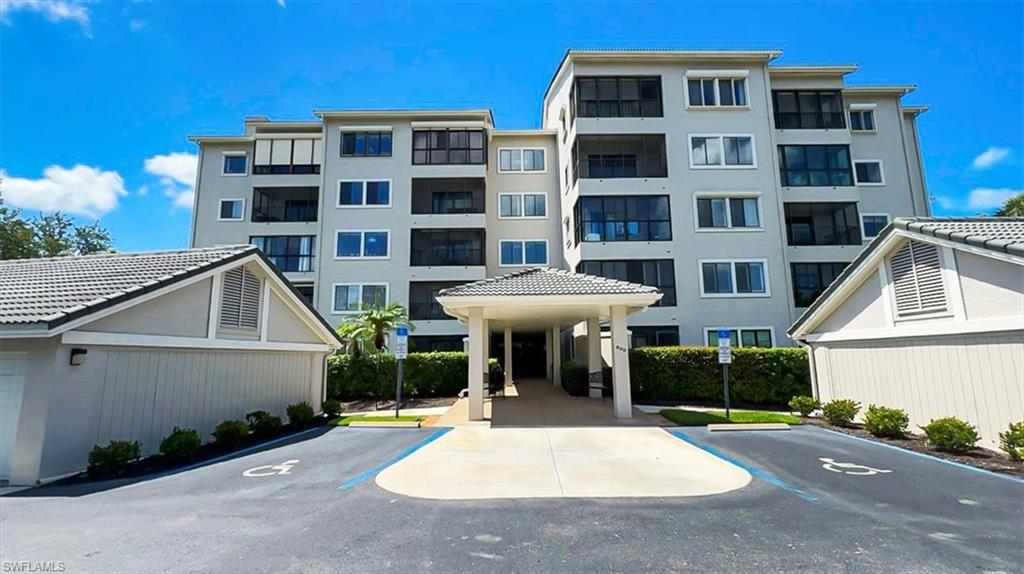 900 Arbor Lake DR # 205 Unit: 9-205