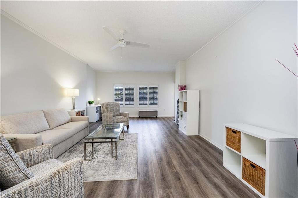 900 Arbor Lake DR # 205 Unit: 9-205