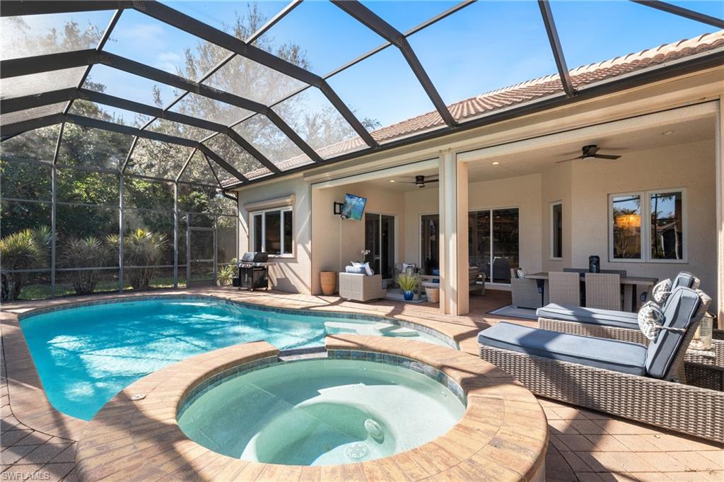 5953 Hammock Isles CIR