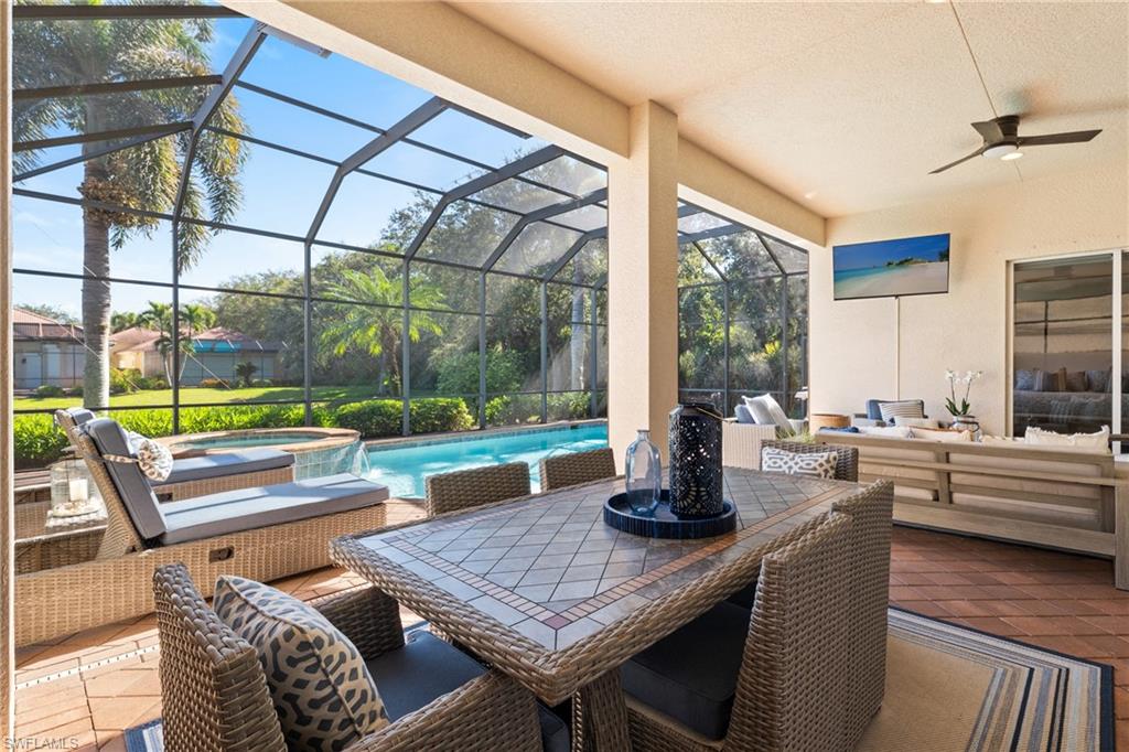 5953 Hammock Isles CIR