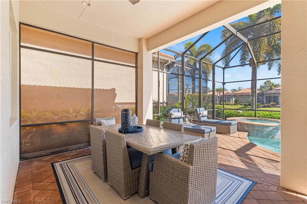 5953 Hammock Isles CIR