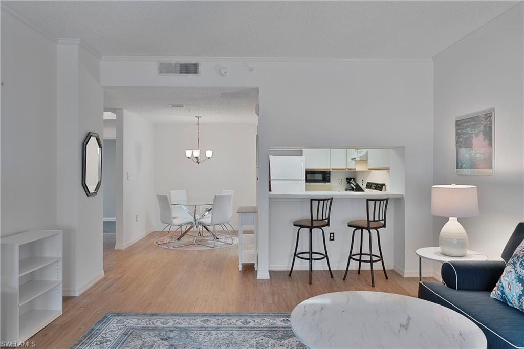 201 Arbor Lake DR # 205 Unit: 2-205