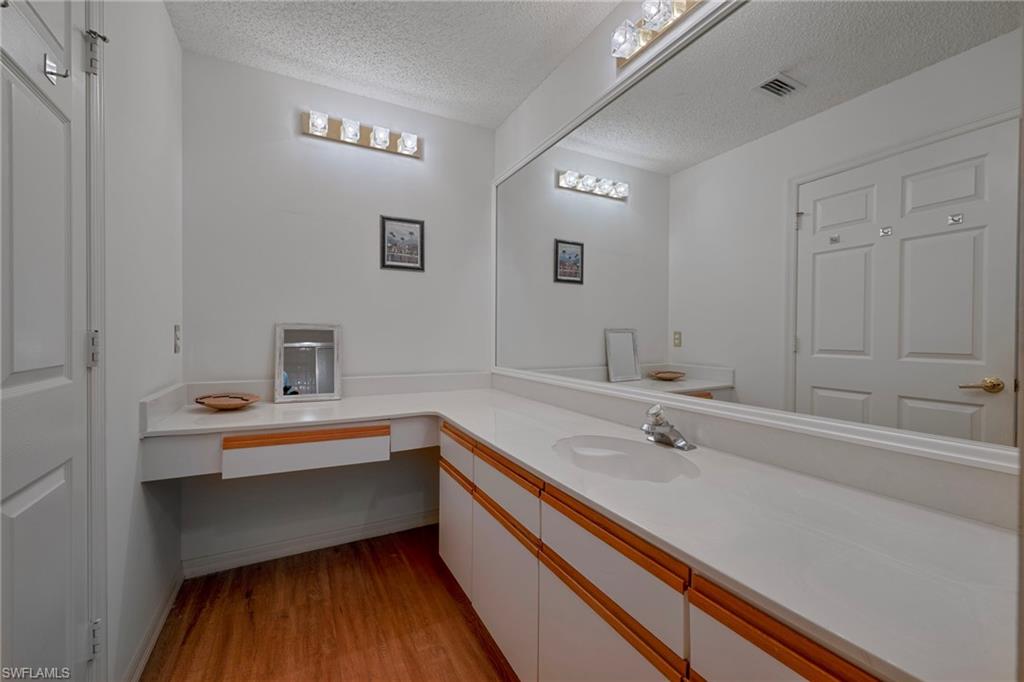 201 Arbor Lake DR # 205 Unit: 2-205