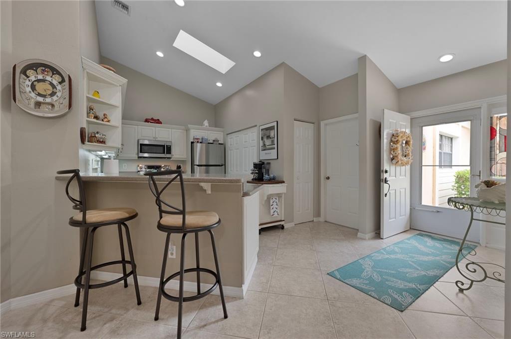 1384 Park Lake DR # 22L