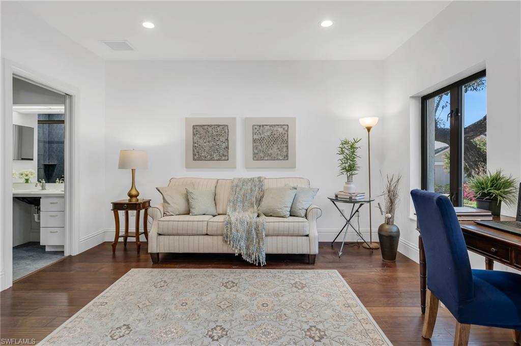 700 Arbor Lake DR # 101 Unit: 7-101