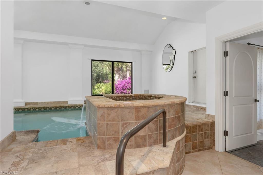 700 Arbor Lake DR # 101 Unit: 7-101