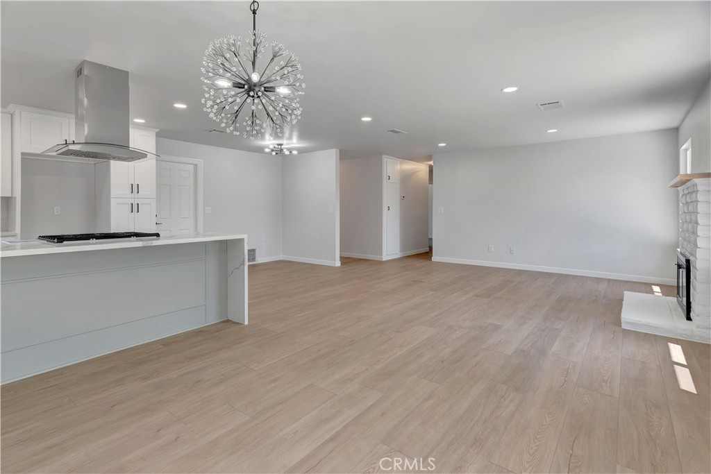 1114 Nanette Lane