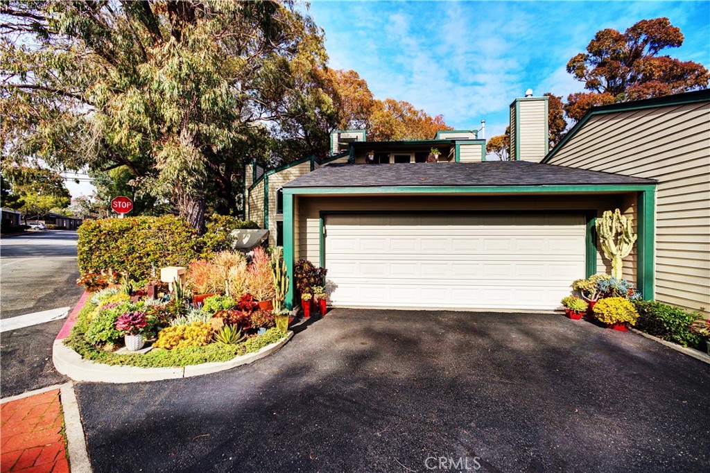 1445 Prefumo Canyon Road 1