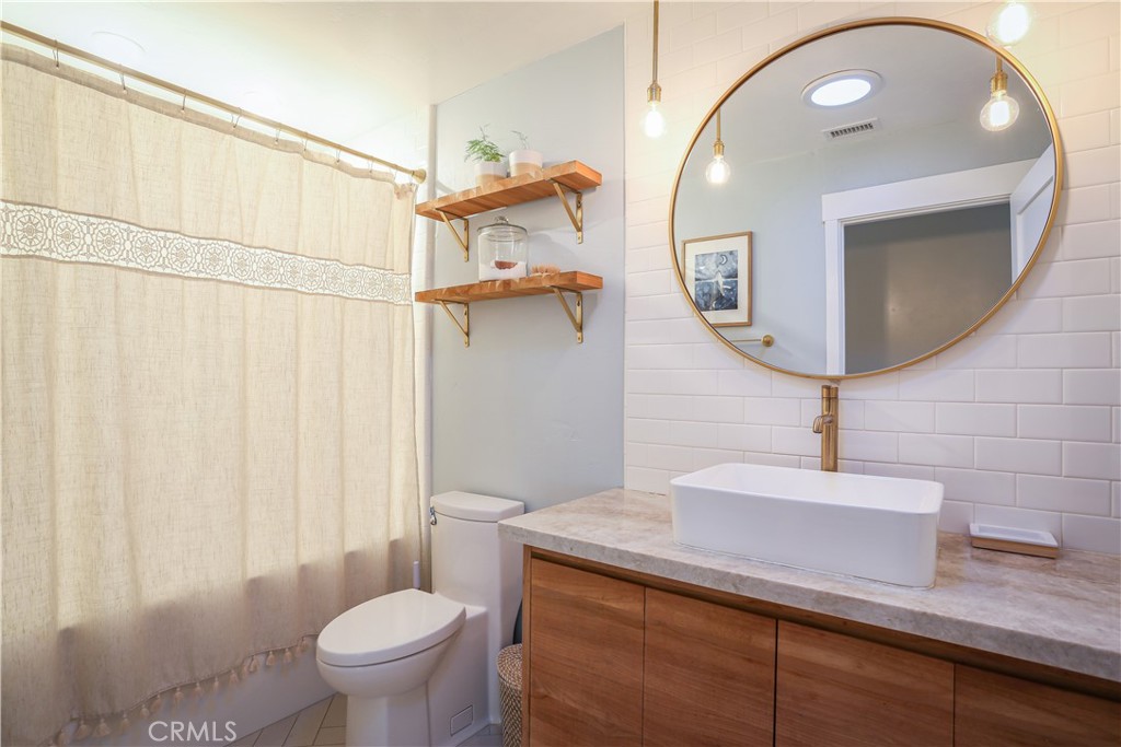 807 Plata Road