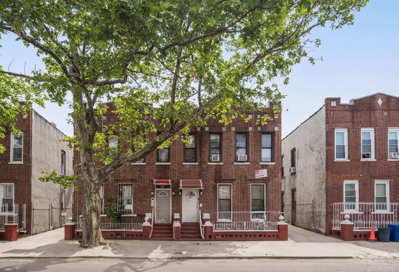 142 E 95th Street Building
