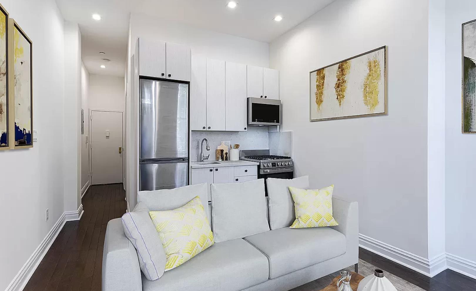 31 Saint Marks Place 6