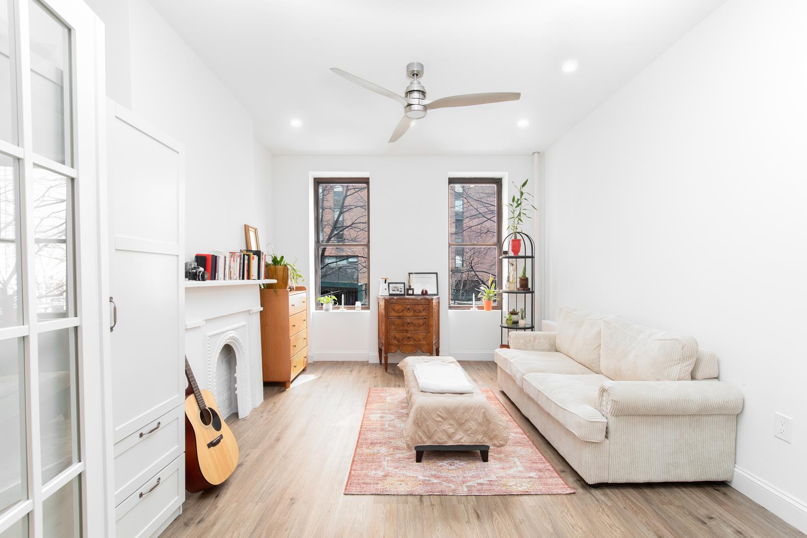 208 E 90th St 2-W