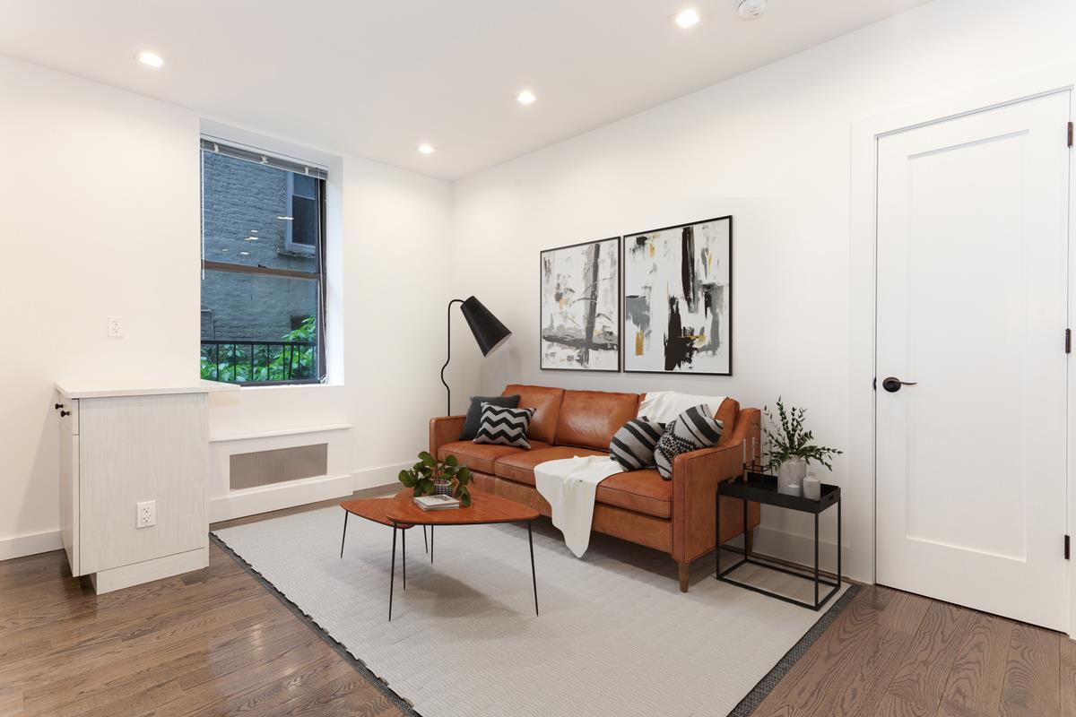 152 Thompson Street 3-B