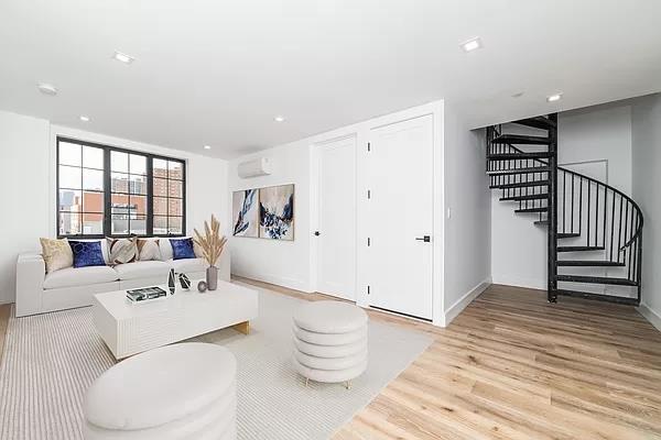 311 Franklin Avenue 6-F