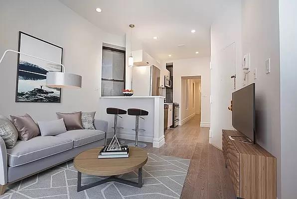 142 Sullivan Street 7