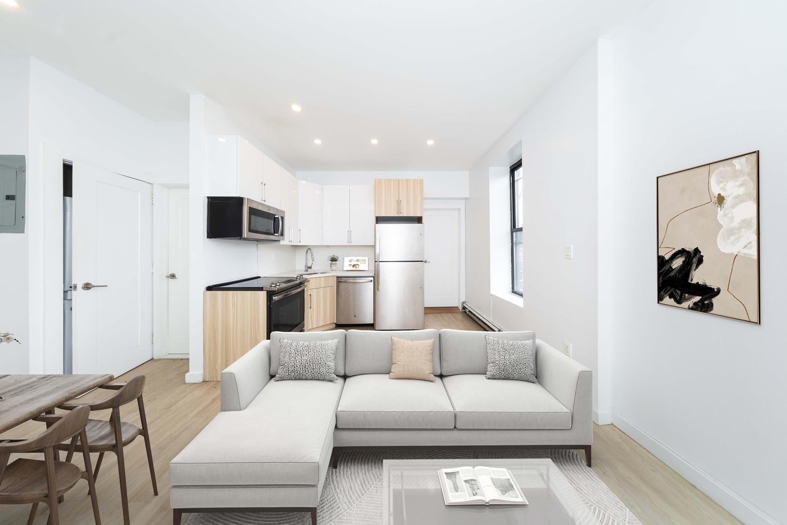 654 Putnam Avenue 2-F