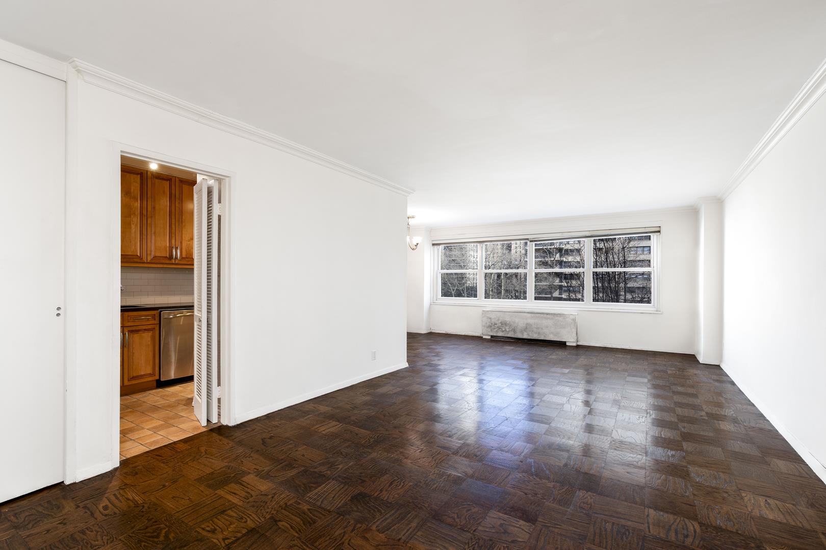 150 W END Avenue 4F