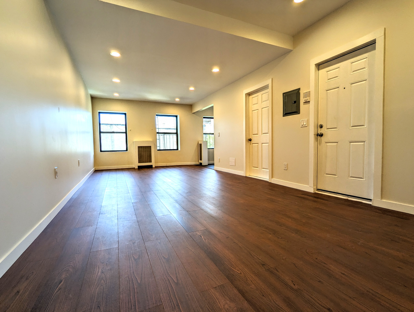 343 PLEASANT Avenue 3