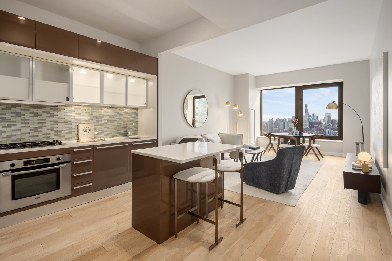 75 WALL Street 33A