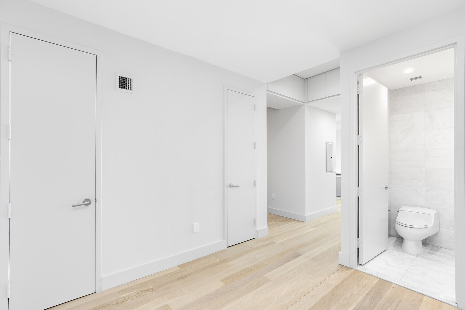 75 Wall St 32R
