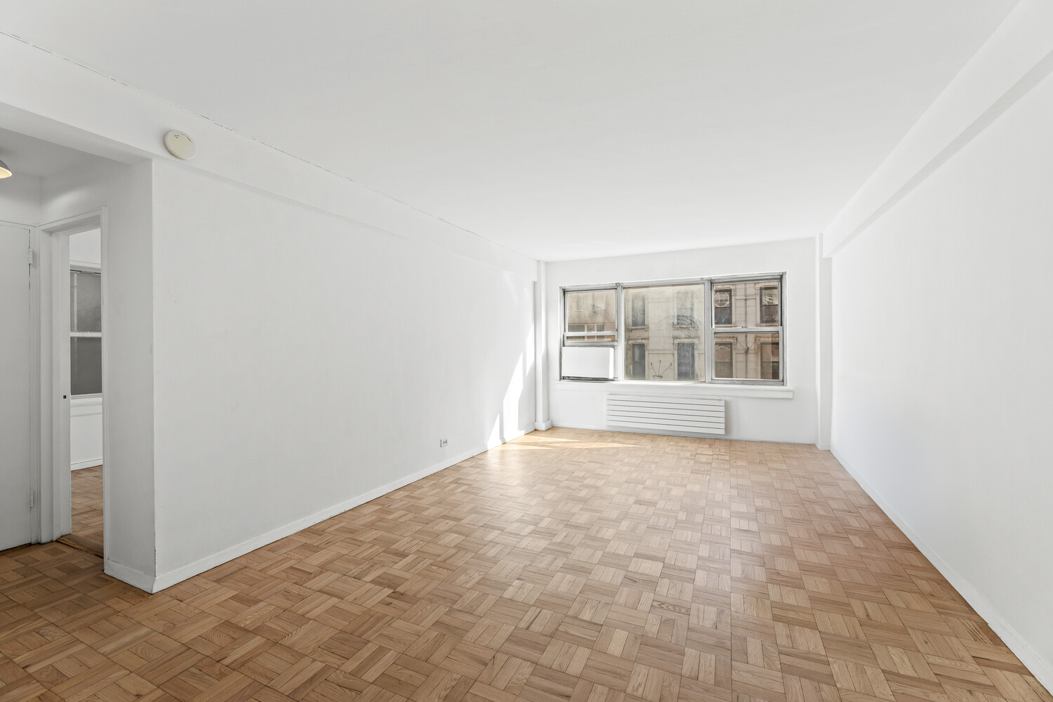 288 LEXINGTON Avenue 3B