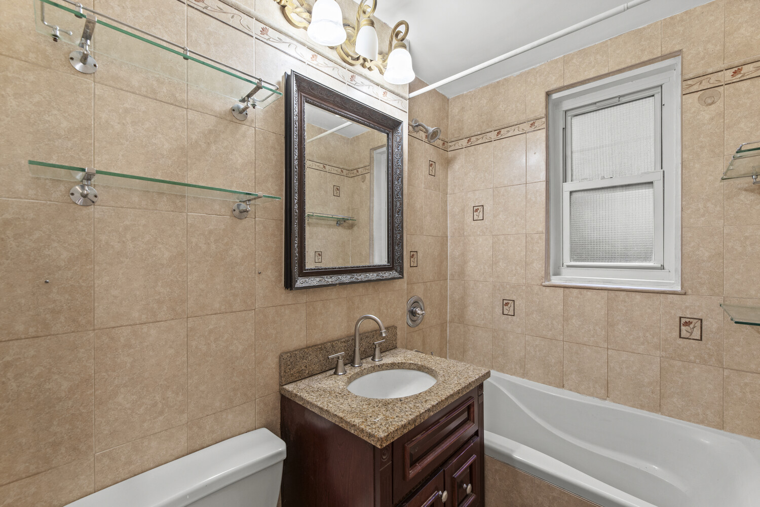 288 LEXINGTON Avenue 3B