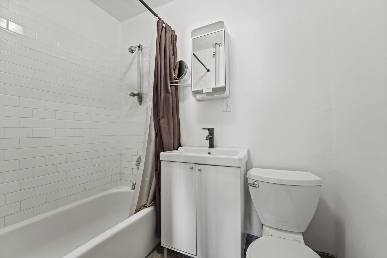 424 E 115TH Street 4B