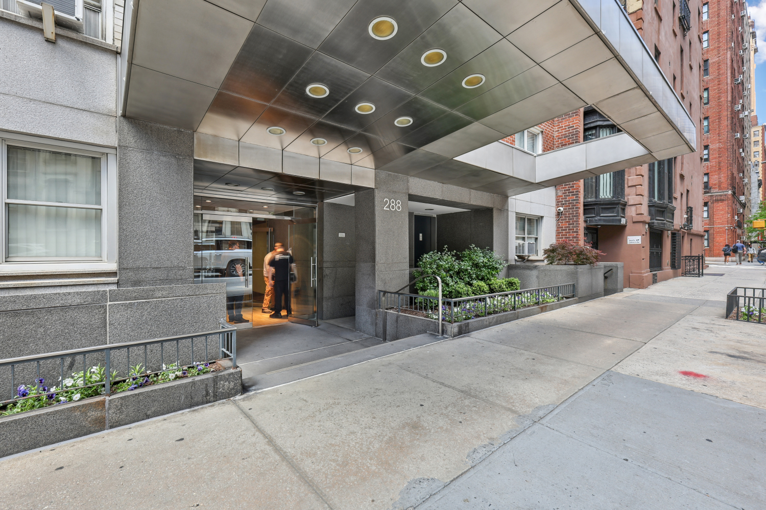 288 Lexington Ave 6C