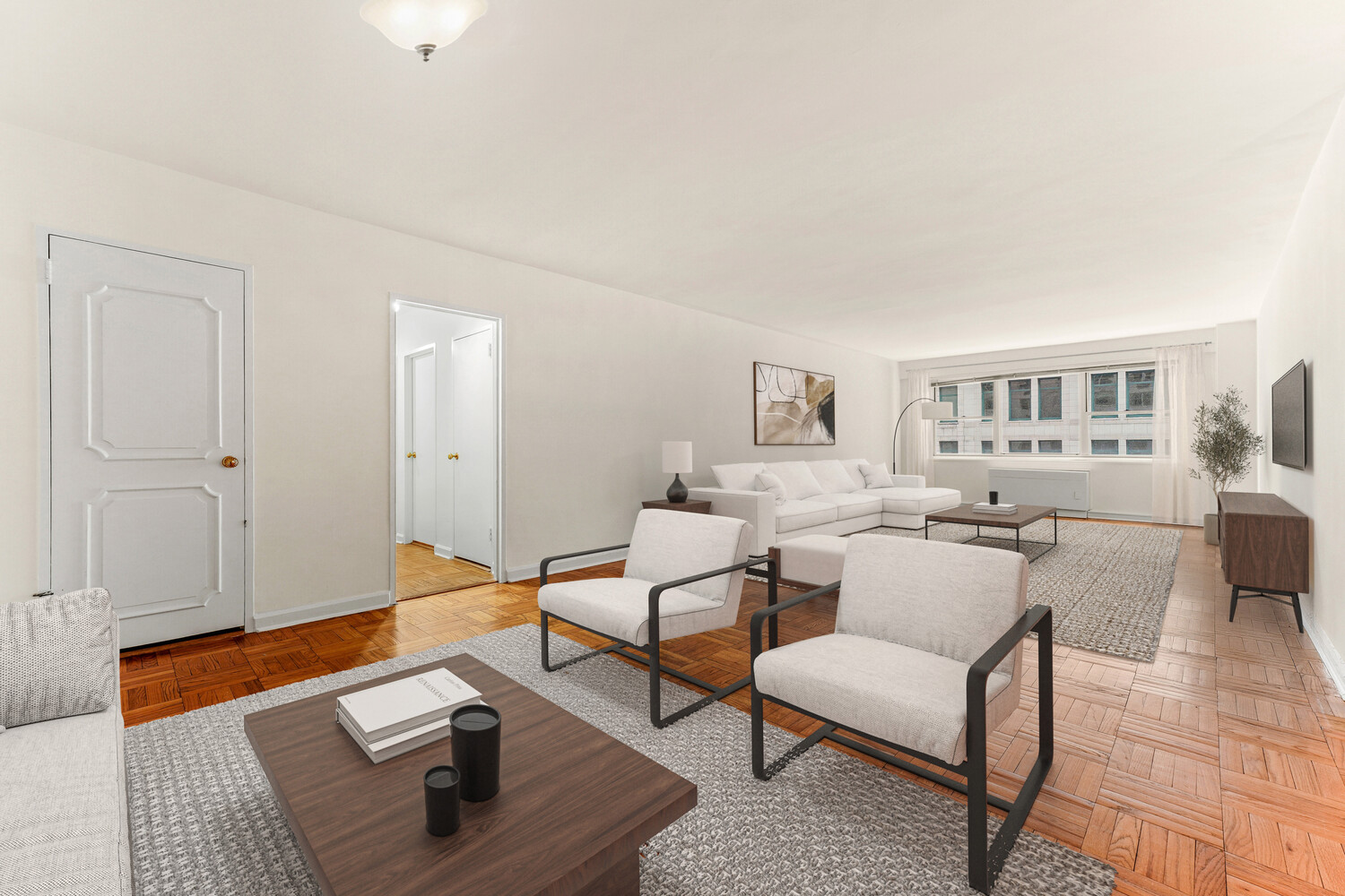70 E 10th St 8V