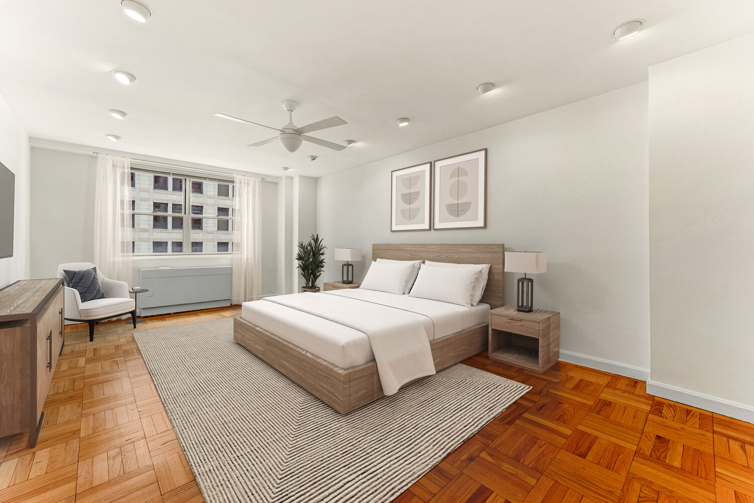 70 E 10th St 8V