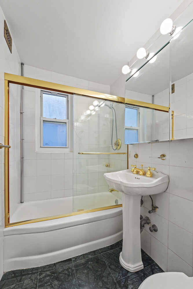 288 LEXINGTON Avenue 4E