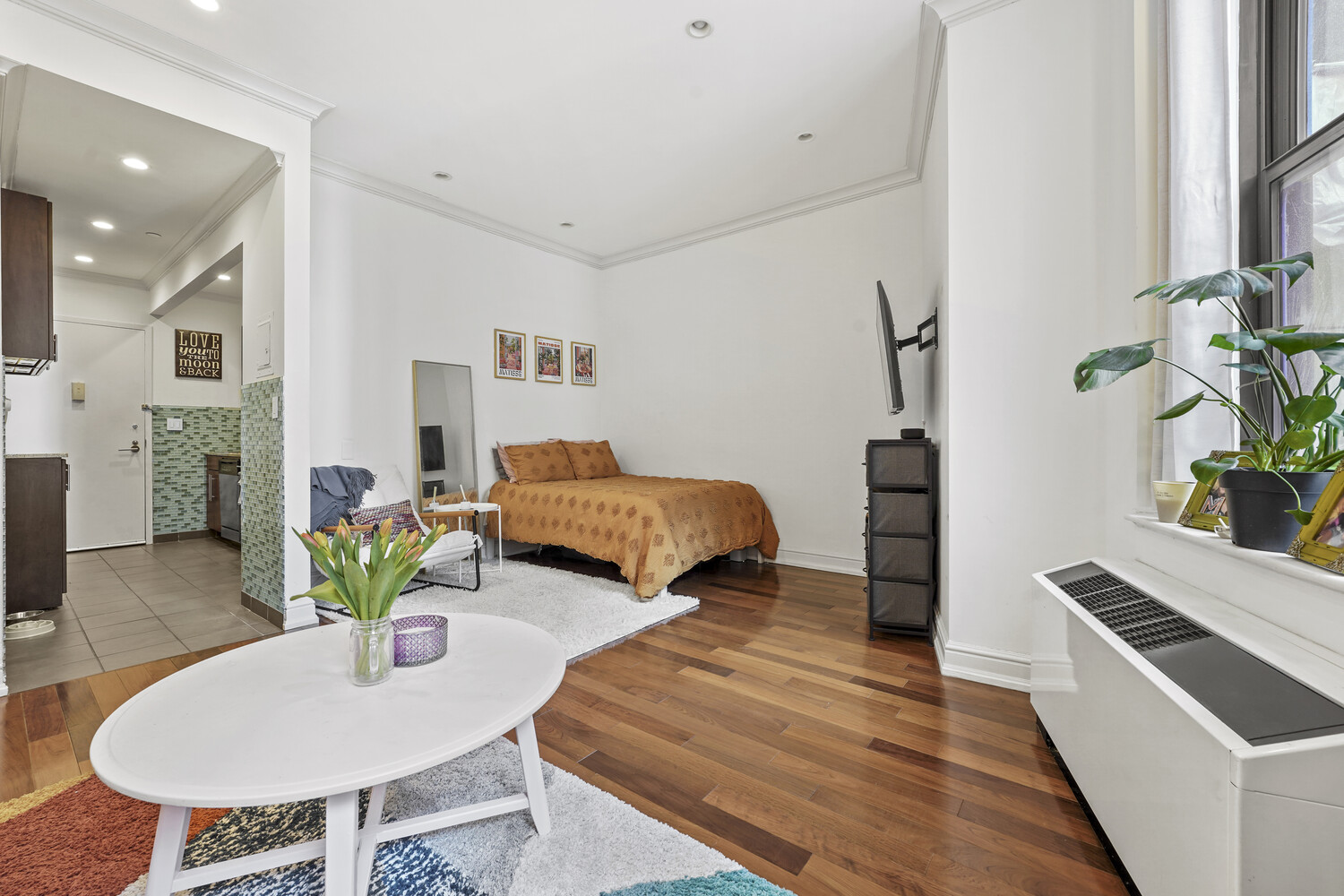 1 Wall Street Court 904