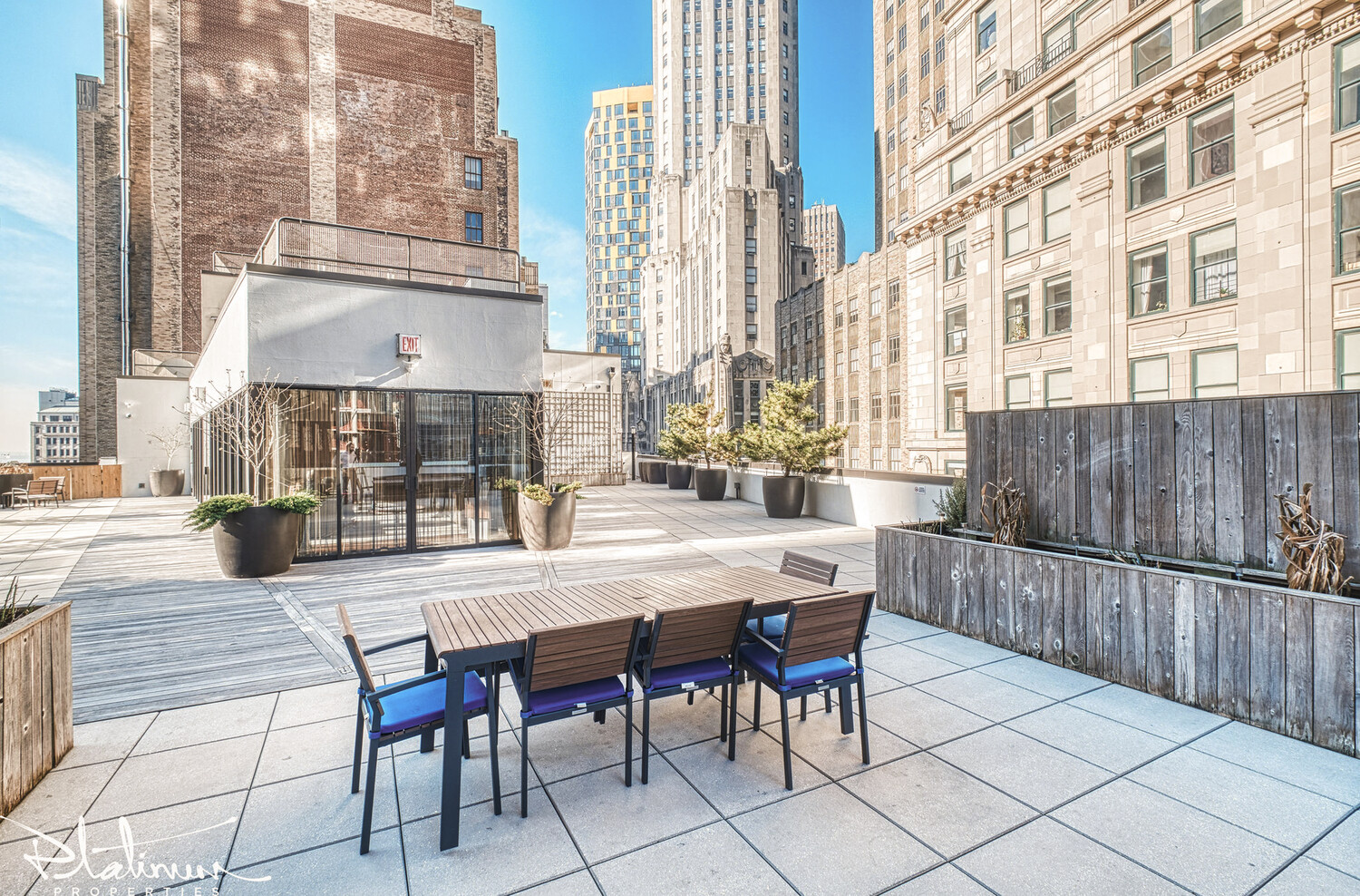 1 Wall Street Court 904