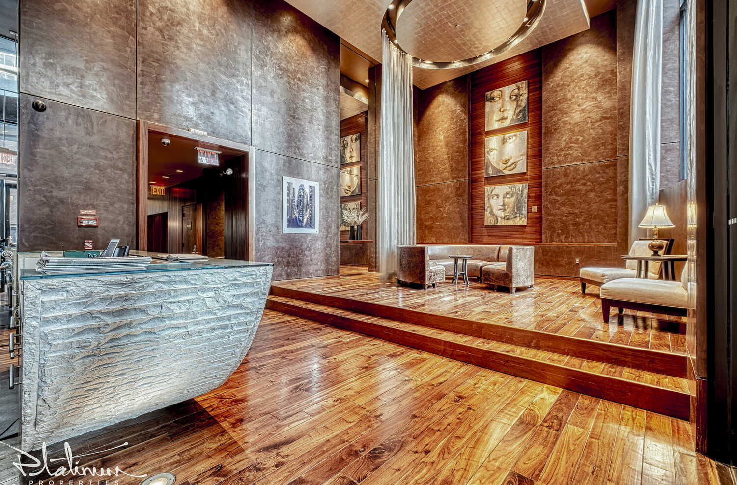 1 Wall Street Court 904