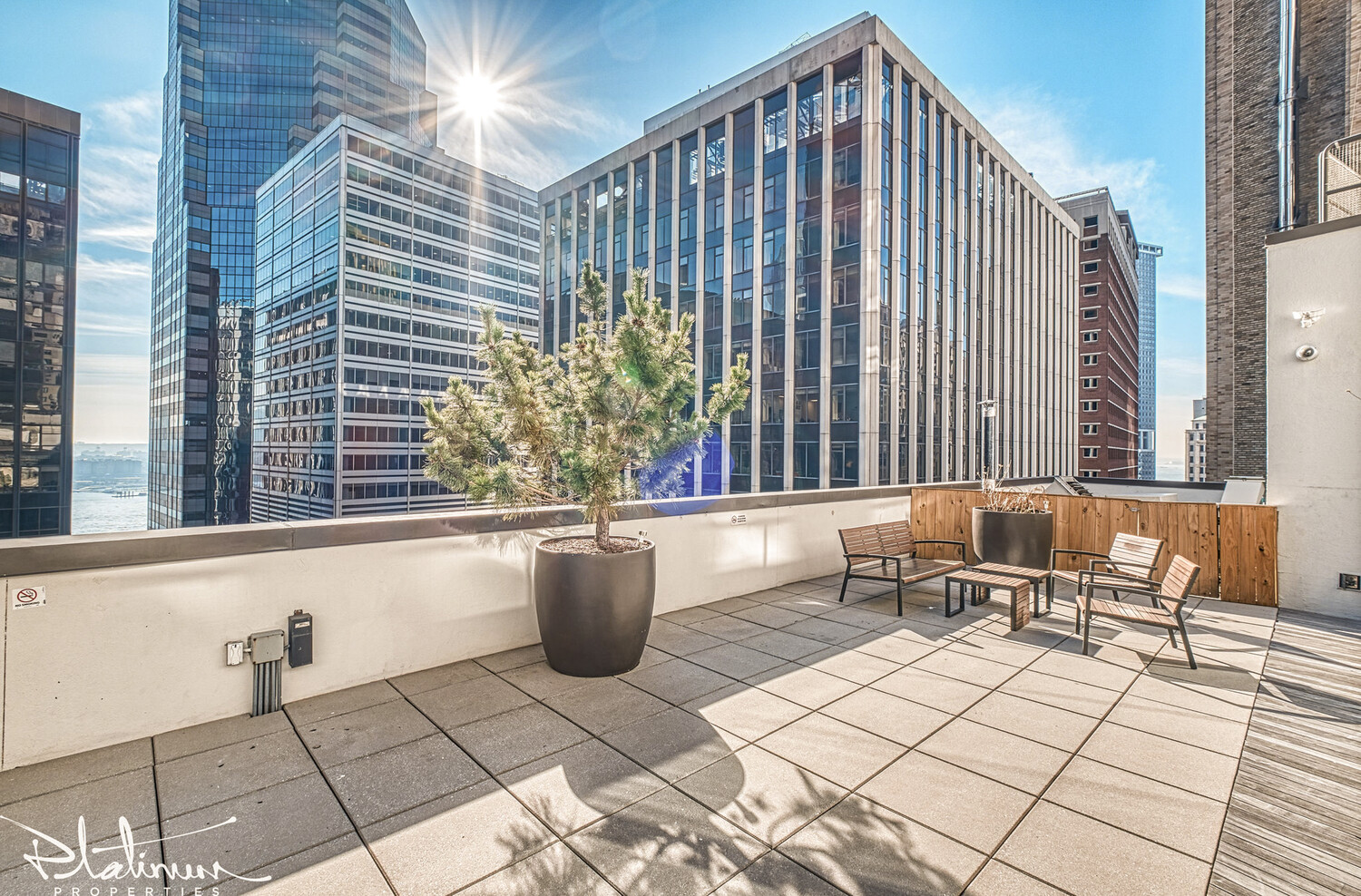 1 Wall Street Court 904