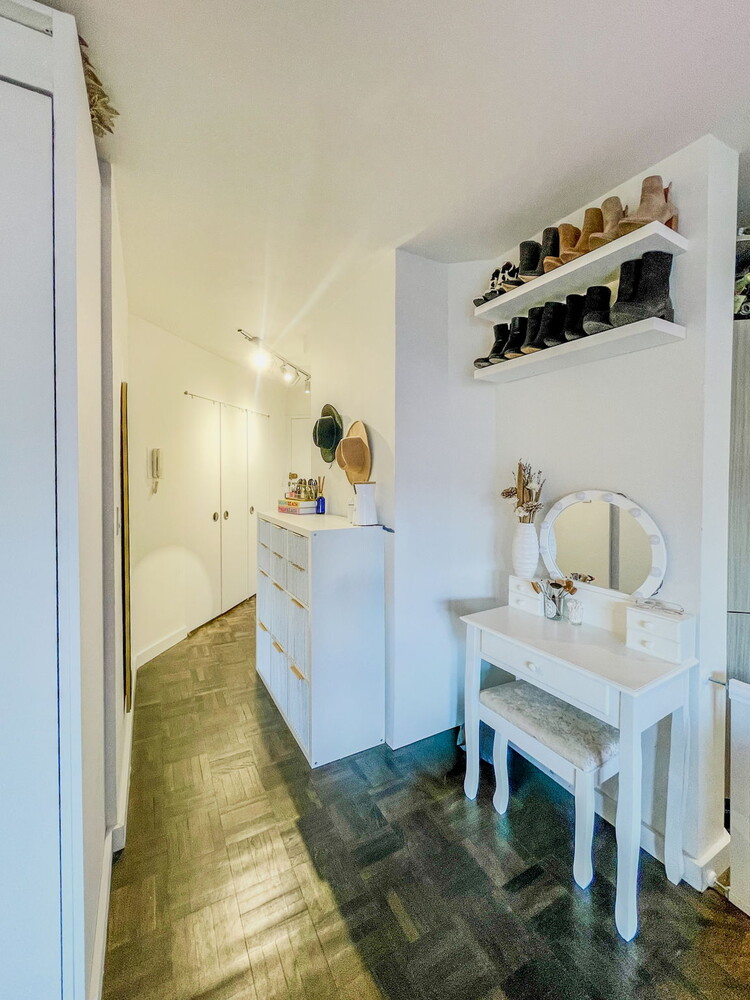14 HORATIO Street 9A
