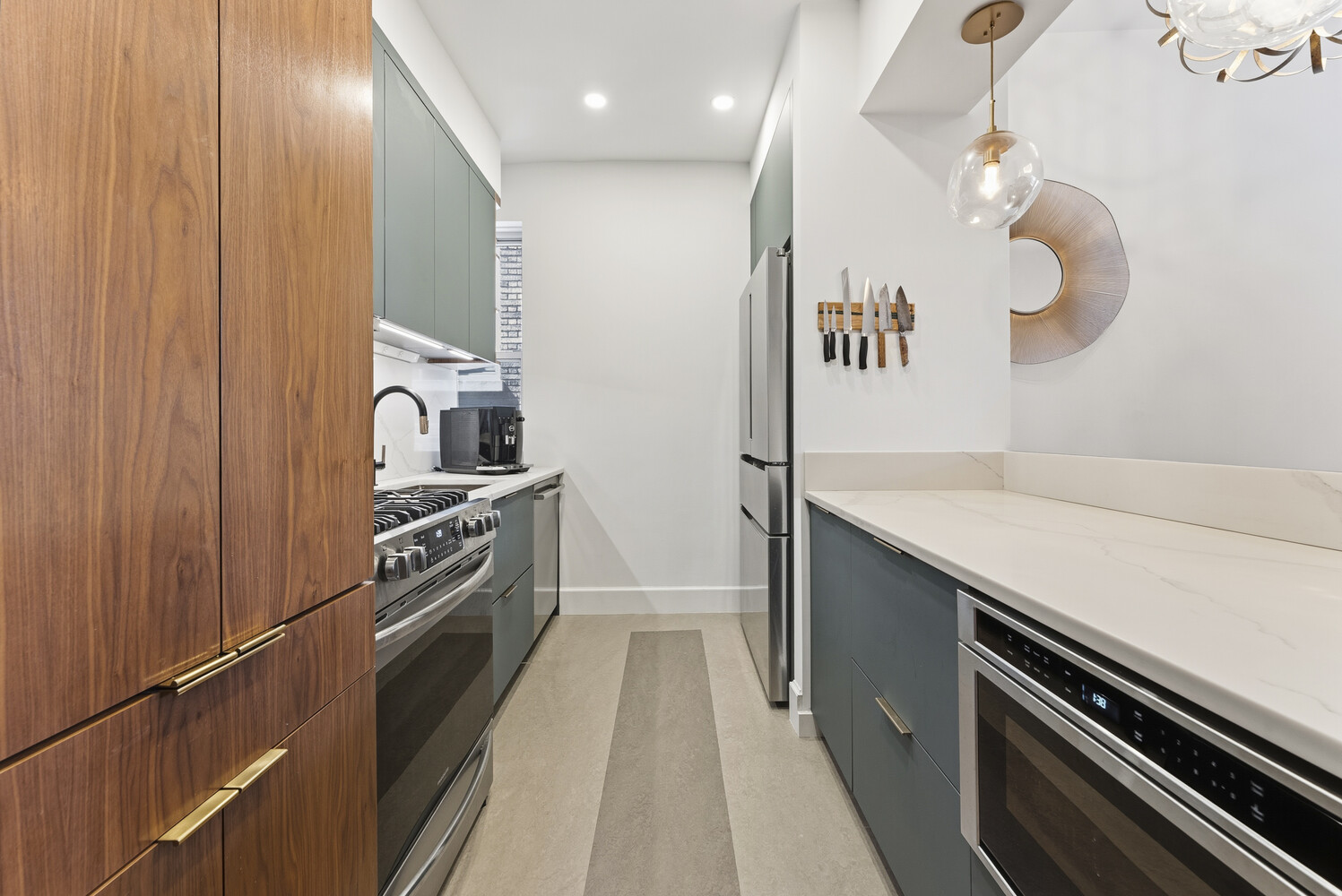 316 W 103RD Street 5F