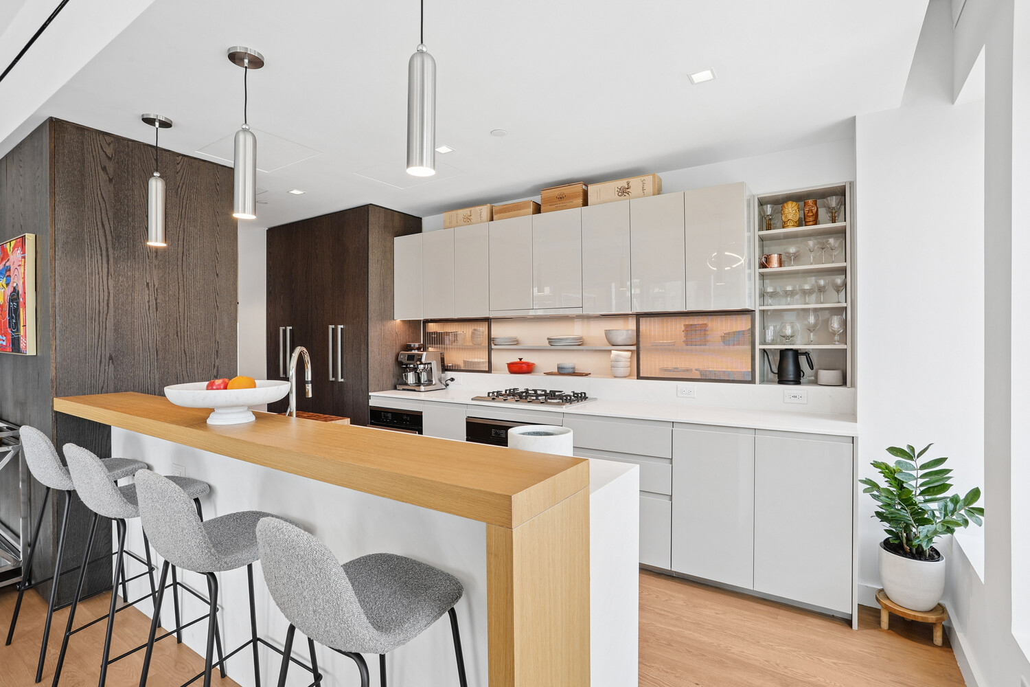 202 BROOME Street 7M